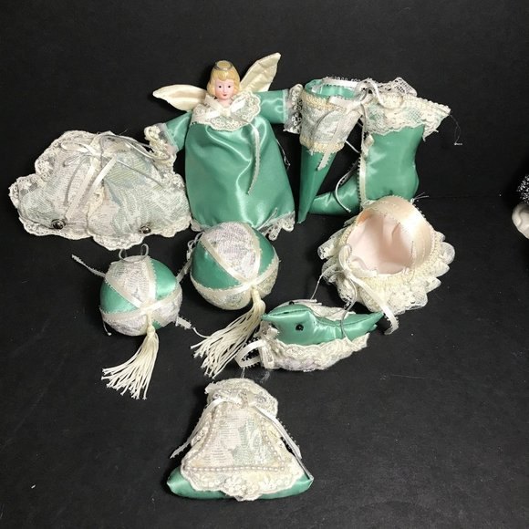 1 Vintage Angel Christmas Ornament, porcelain head arms angel small tree topper - Picture 10 of 10